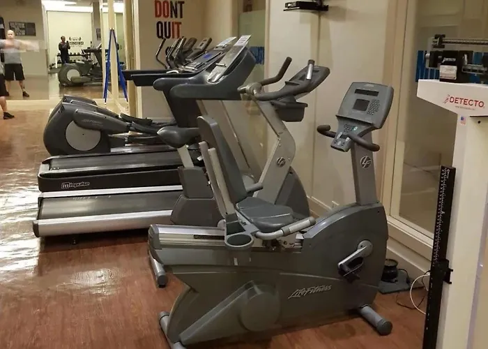 Soho Condotel Edsa Shaw Near Sm Megamall Free Pool Access *