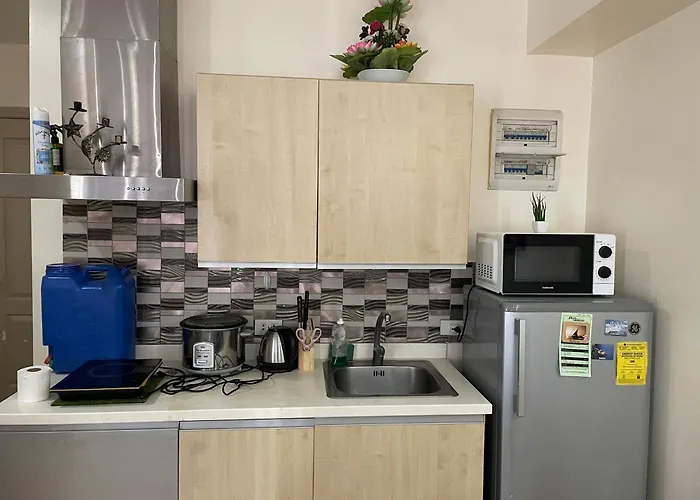 Apartment Soho Condotel Edsa Shaw Near Sm Megamall Free Pool Access