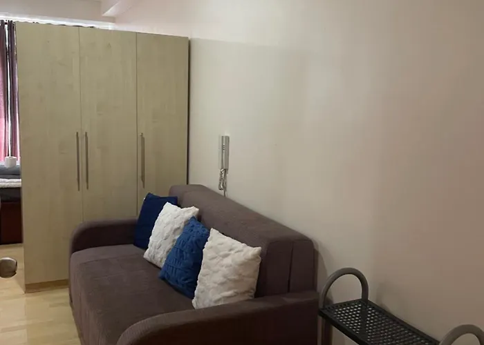 Soho Condotel Edsa Shaw Near Sm Megamall Free Pool Access